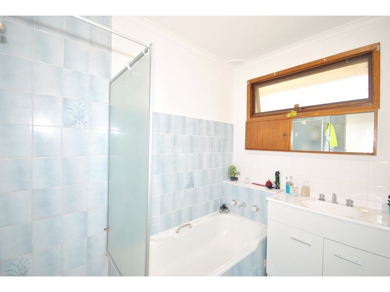 4 Endeavour Drive, Avoca Beach NSW 2251