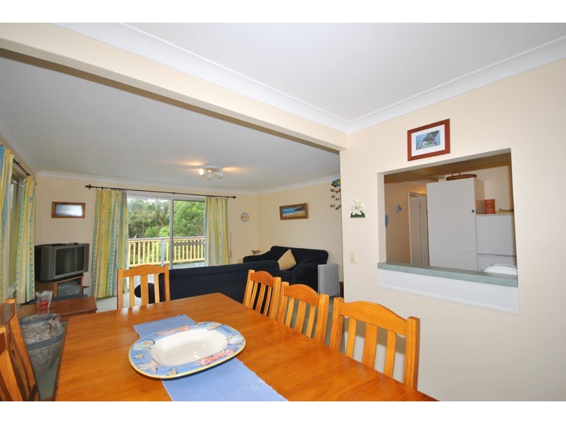 134 Del Monte Pl, Copacabana NSW 2251