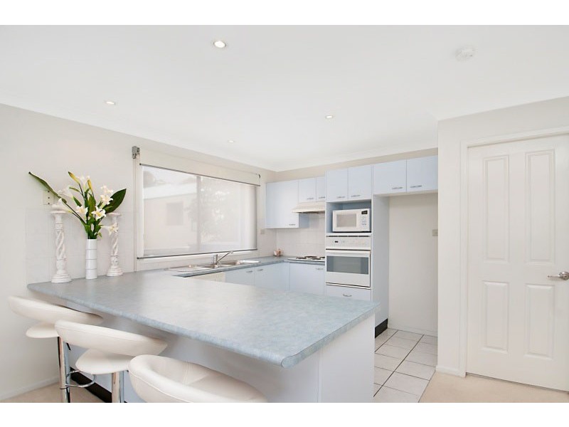 1/4 Ficus Avenue, Avoca Beach NSW 2251