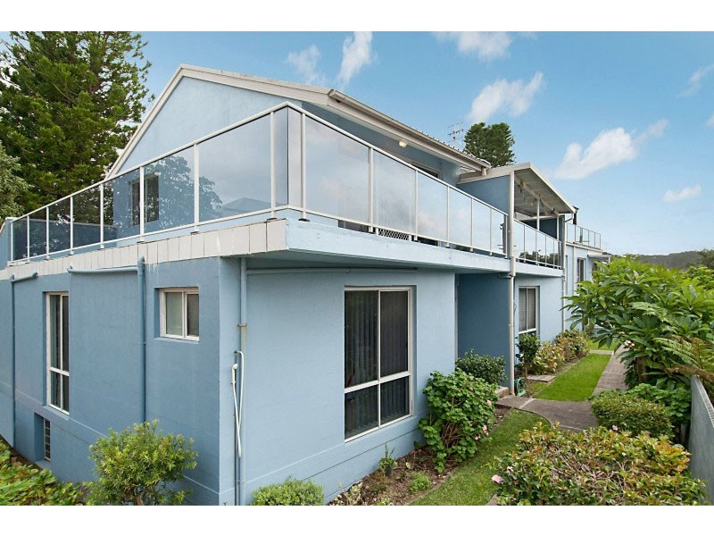 1/4 Ficus Avenue, Avoca Beach NSW 2251