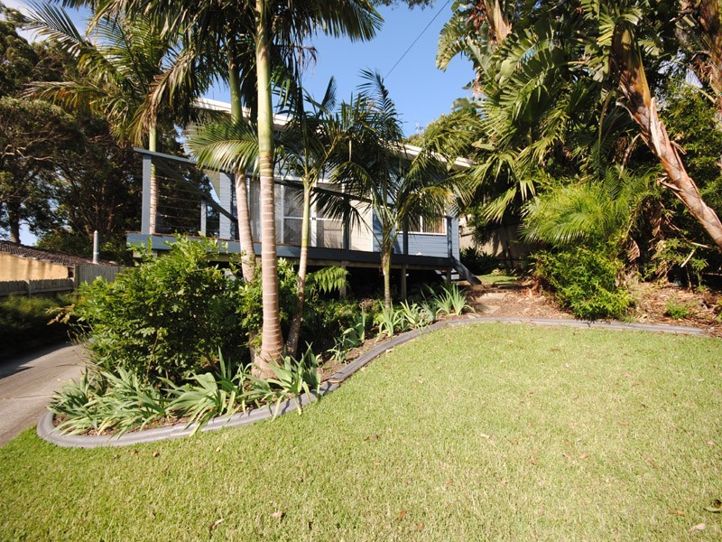 175 Copacabana Drive, Copacabana NSW 2251