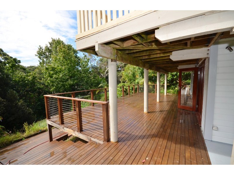 8 Ridgway Road, Avoca Beach NSW 2251