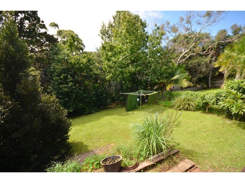 8 Ridgway Road, Avoca Beach NSW 2251