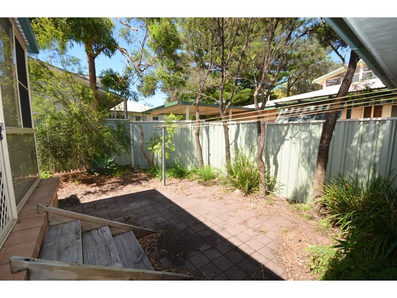 21 Lake Street, North Avoca NSW 2260