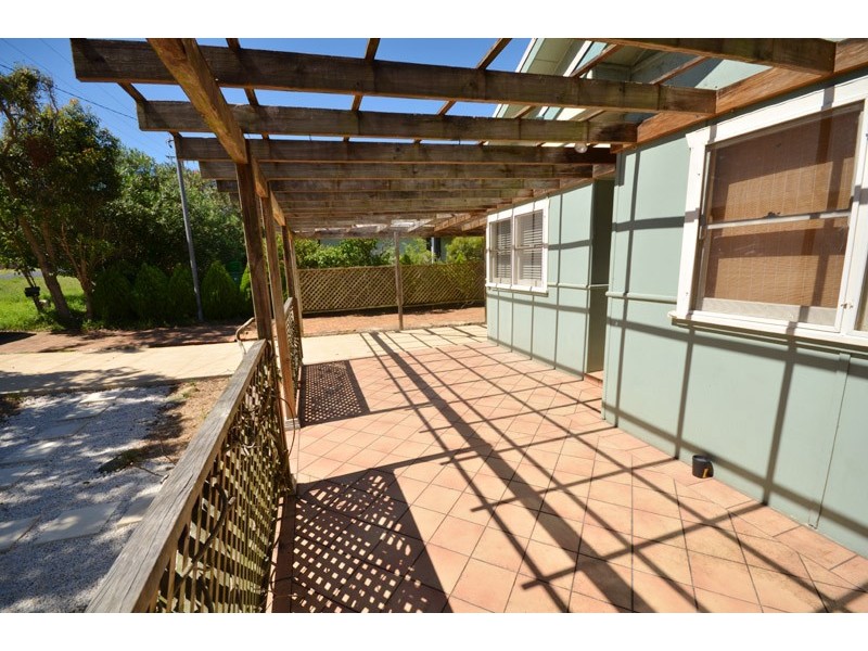 21 Lake Street, North Avoca NSW 2260