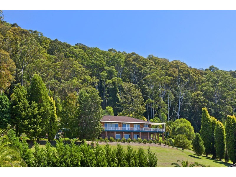 10 Pinaroo Rd, Wamberal NSW 2260