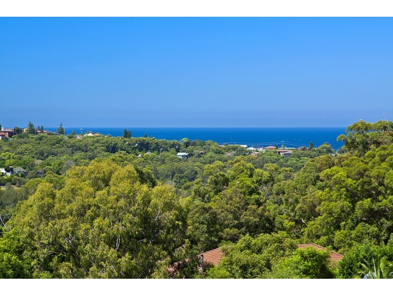 10 Pinaroo Rd, Wamberal NSW 2260