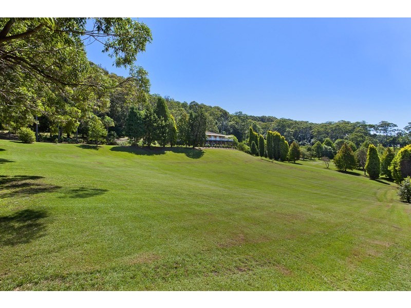 10 Pinaroo Rd, Wamberal NSW 2260