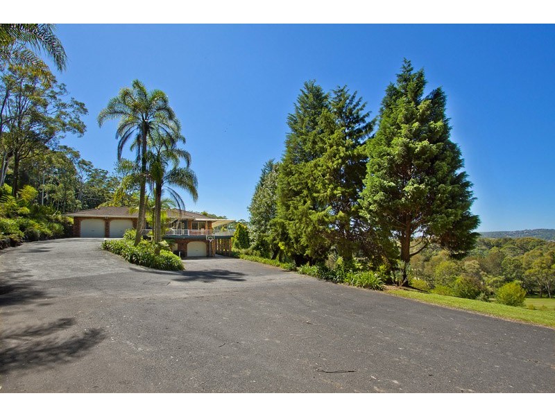 10 Pinaroo Rd, Wamberal NSW 2260