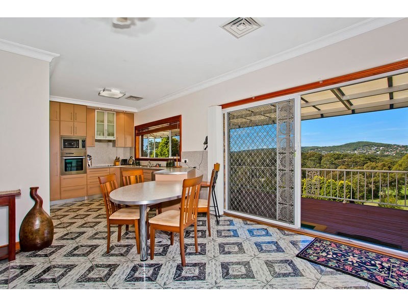 10 Pinaroo Rd, Wamberal NSW 2260