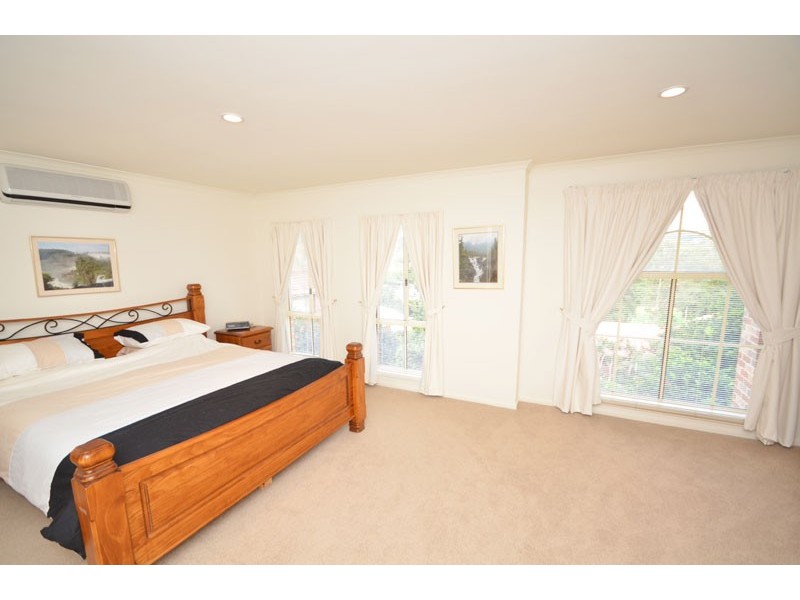 102a The Round Drive, Avoca Beach NSW 2251