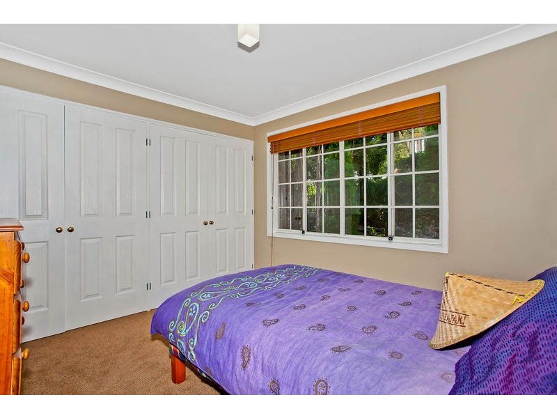 4 Cabbage Tree Ave, Avoca Beach NSW 2251