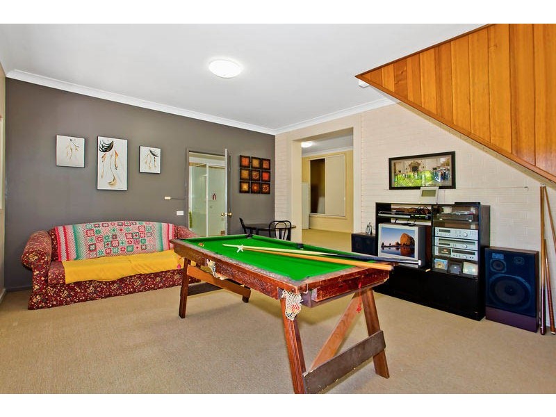 4 Cabbage Tree Ave, Avoca Beach NSW 2251