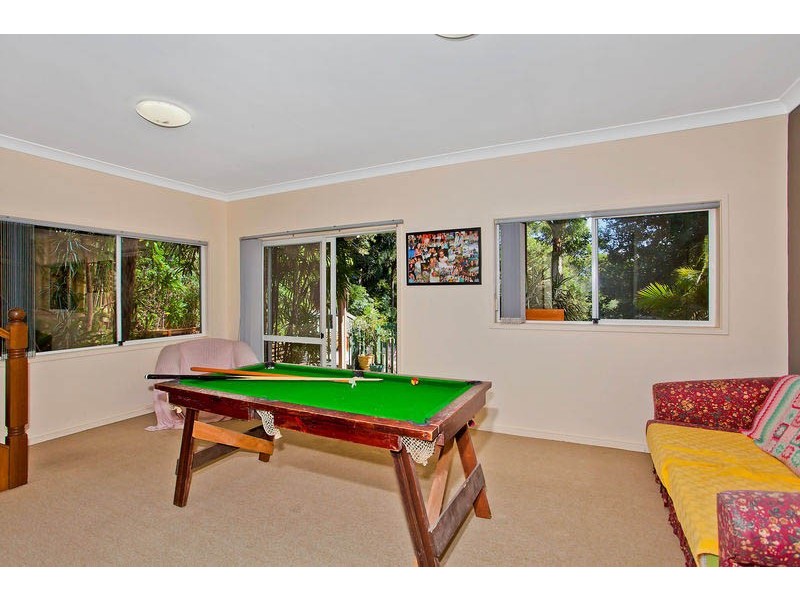 4 Cabbage Tree Ave, Avoca Beach NSW 2251
