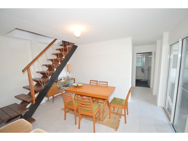 122 Copacabana Drive, Copacabana NSW 2251