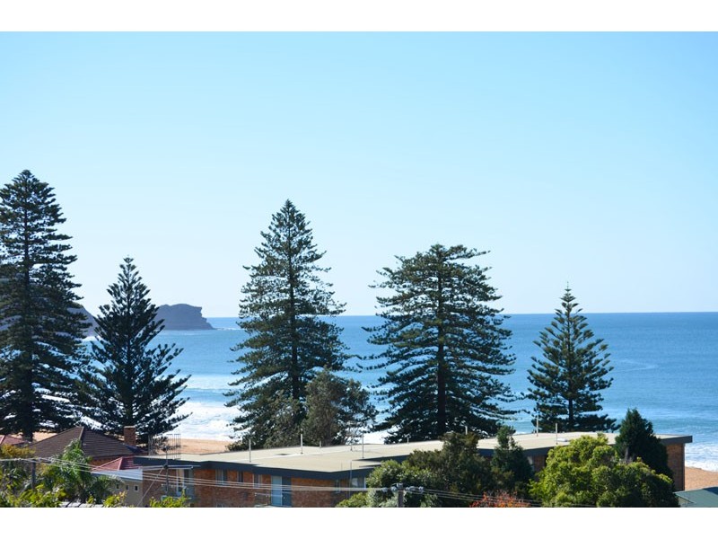 4 Austral Avenue, Avoca Beach NSW 2251