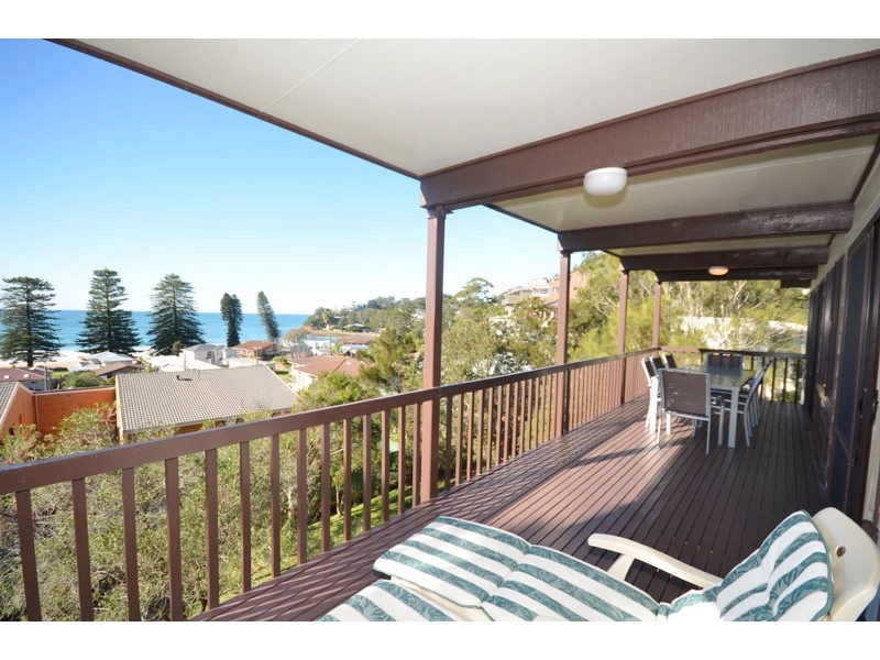 4 Austral Avenue, Avoca Beach NSW 2251