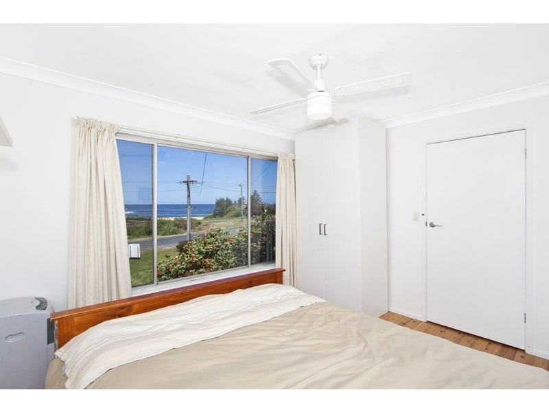 123 Del Rio Drive, Copacabana NSW 2251