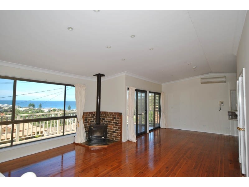 23 Fiesta Crescent, Copacabana NSW 2251