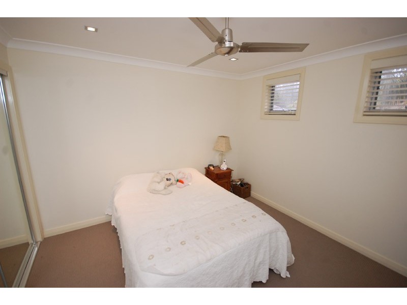 2/201 The Round Drive, Avoca Beach NSW 2251