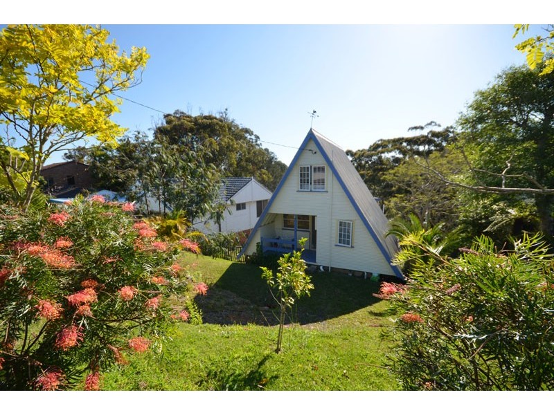 34 Warren Avenue, Avoca Beach NSW 2251