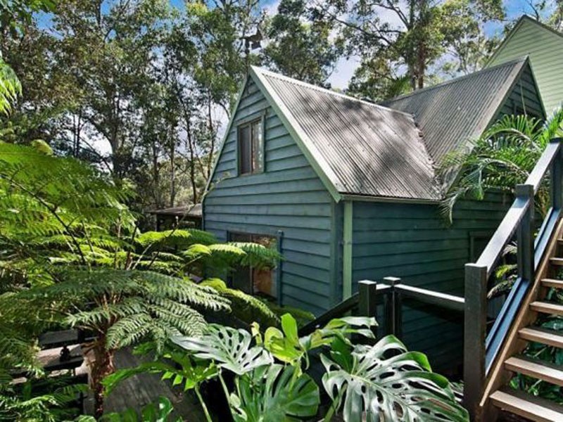 3 Surf Rider Avenue, North Avoca NSW 2260