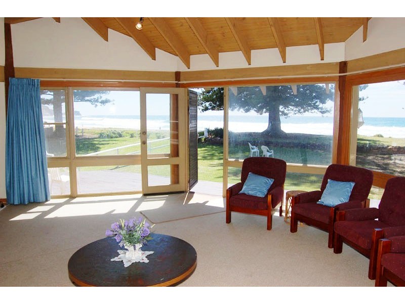 135 Avoca Drive, Avoca Beach NSW 2251