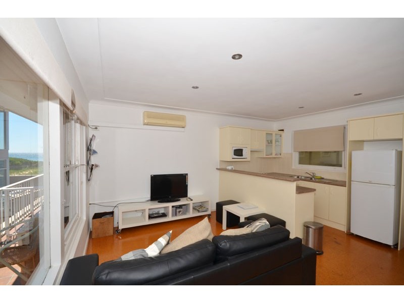 3/161 Avoca Dr, Avoca Beach NSW 2251