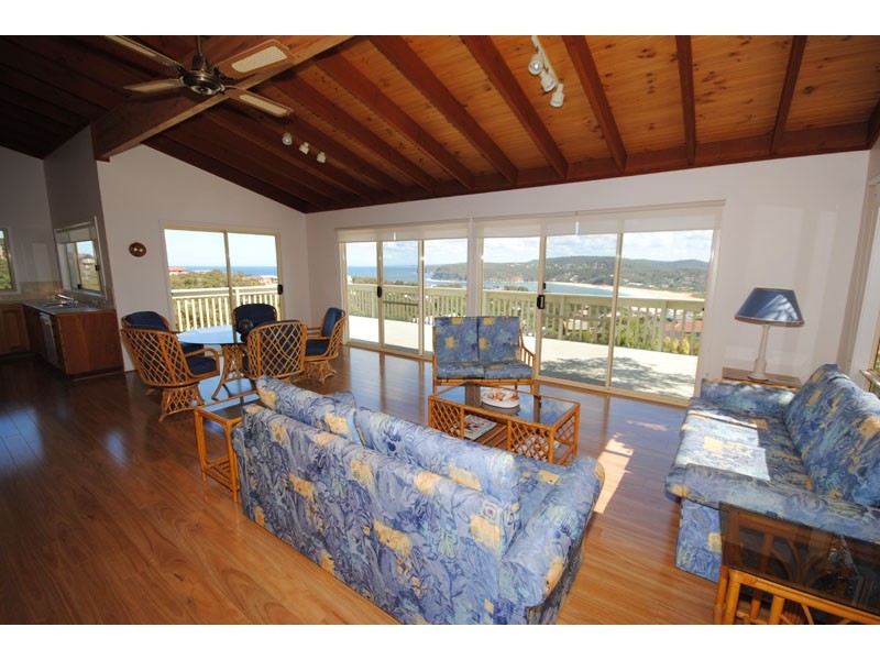 96 Del Monte Place, Copacabana NSW 2251
