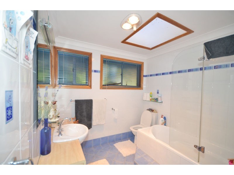 9 Plantation Place, Avoca Beach NSW 2251