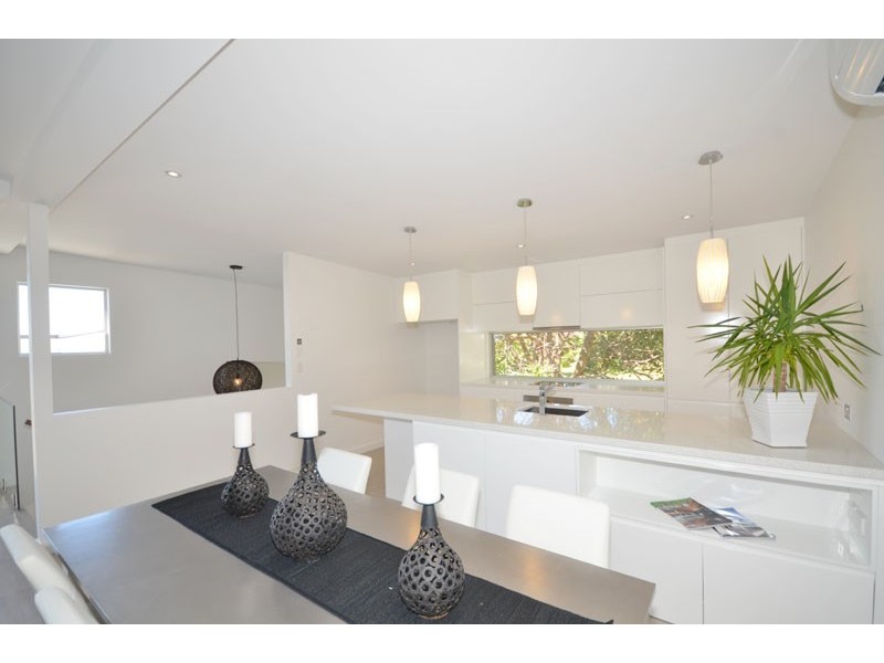 2/106 Avoca Drive, Avoca Beach NSW 2251