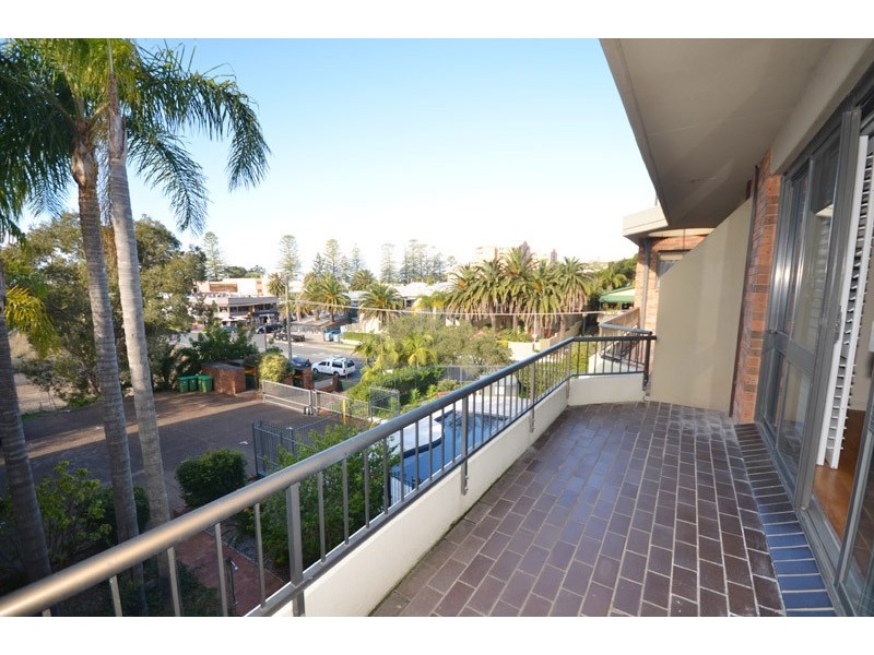 10/13 Campbell Crescent, Terrigal NSW 2260