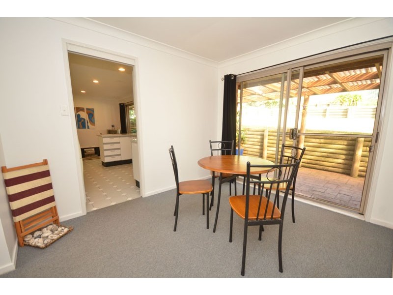 13 Cameron Cres, Kincumber NSW 2251