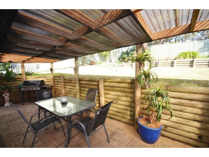 13 Cameron Cres, Kincumber NSW 2251