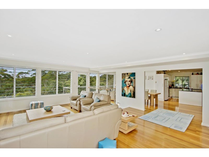 38 Fairscene Crescent, Avoca Beach NSW 2251
