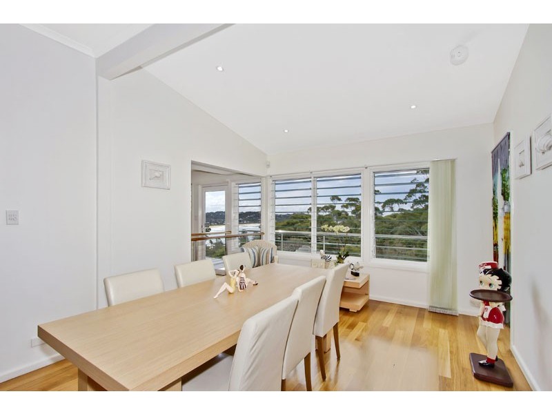 38 Fairscene Crescent, Avoca Beach NSW 2251
