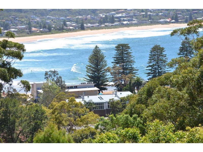 38 Fairscene Crescent, Avoca Beach NSW 2251