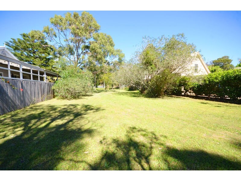 2 Three Points Ave, Macmasters Beach NSW 2251