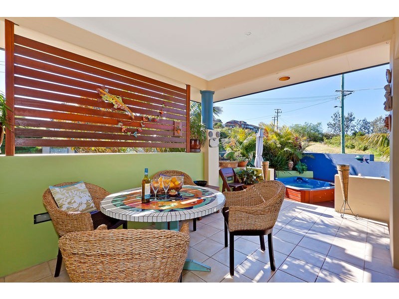 10 Helen Drive, Copacabana NSW 2251