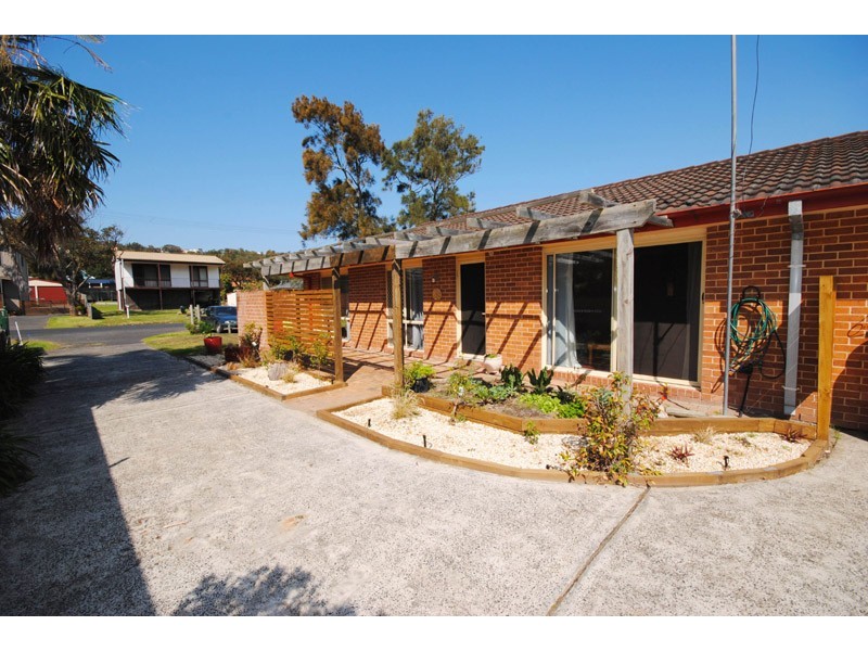 1/36 Del Mar Drive, Copacabana NSW 2251