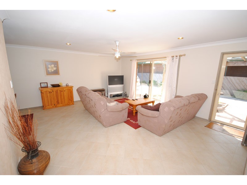 1/36 Del Mar Drive, Copacabana NSW 2251