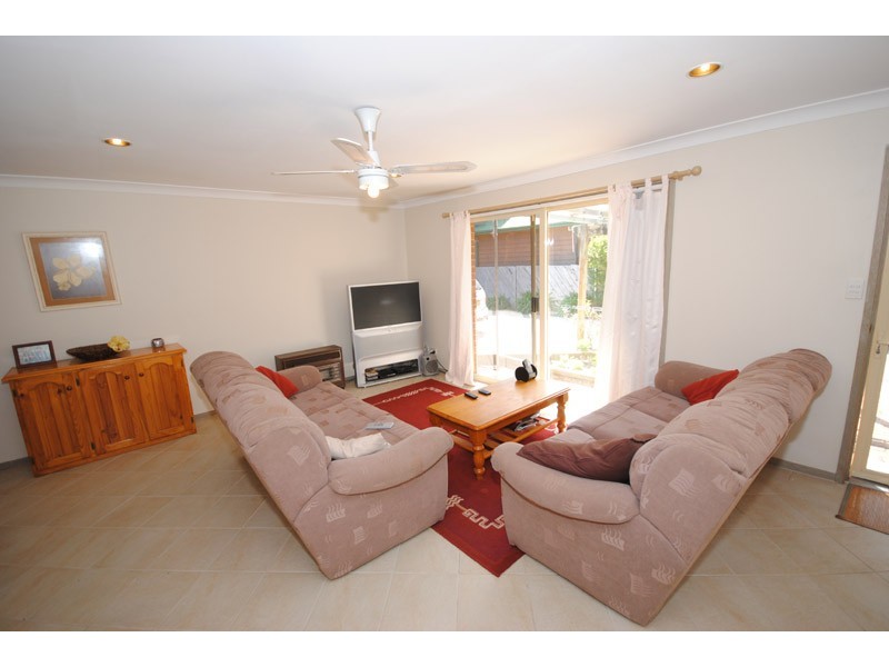 1/36 Del Mar Drive, Copacabana NSW 2251