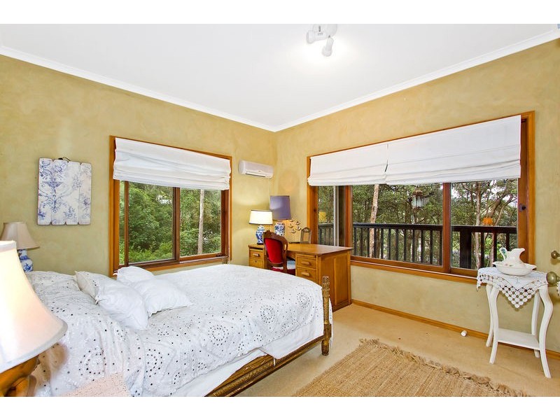 83 Cape Three Points Rd, Avoca Beach NSW 2251