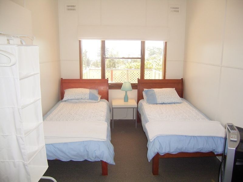 72 Avoca Drive, Avoca Beach NSW 2251