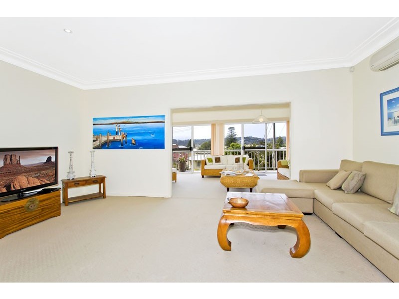 72a Avoca Dr, Avoca Beach NSW 2251