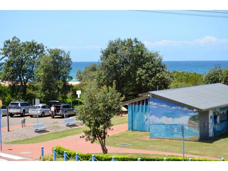 3/170 Avoca Dr, Avoca Beach NSW 2251