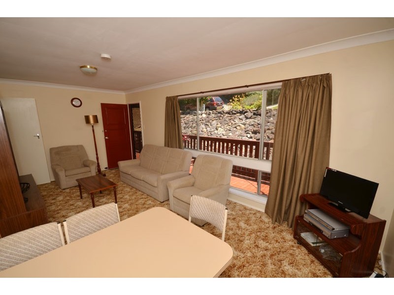 25 Gill Avenue, Avoca Beach NSW 2251