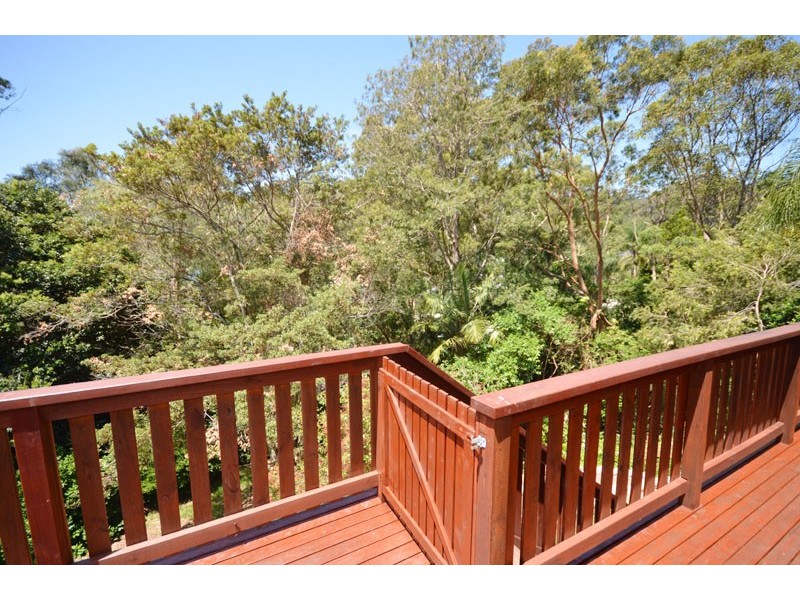 25 Gill Avenue, Avoca Beach NSW 2251