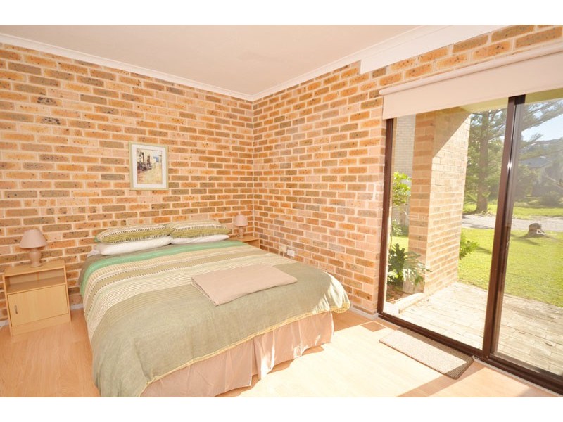 1/4 Del Mar Drive, Copacabana NSW 2251