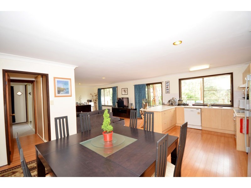 145d Cape Three Pts Rd, Avoca Beach NSW 2251